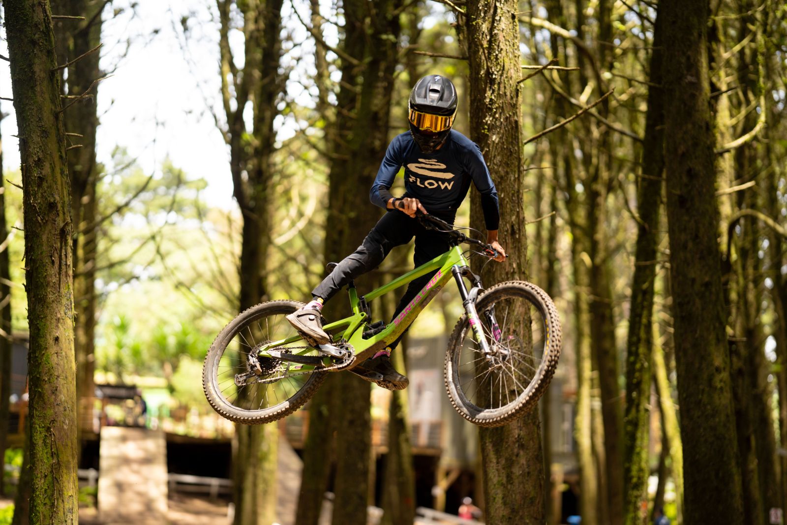 Refinamiento Técnico — Riders Intermedios, Legacy MTB Academy Guatemala