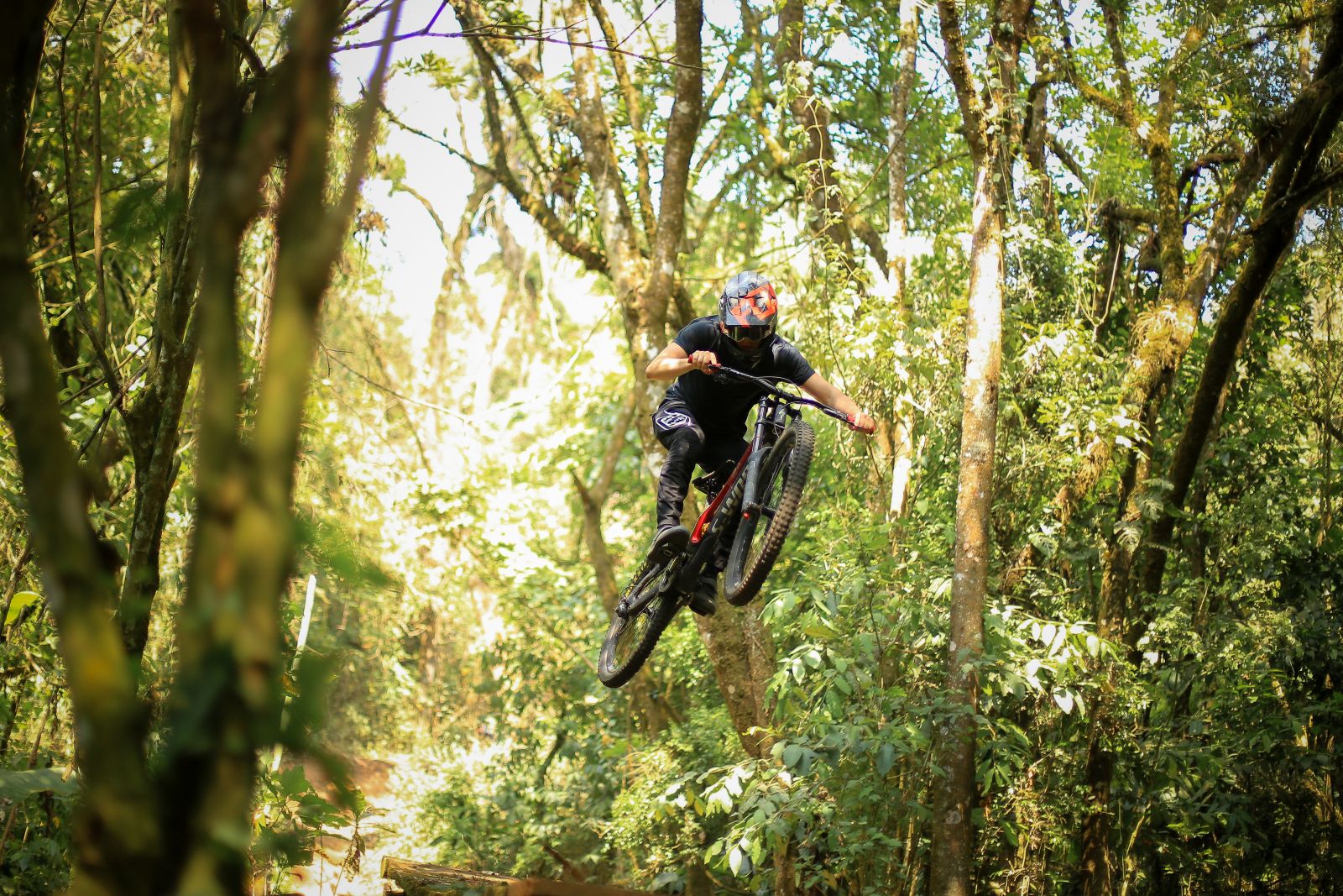 Riders Avanzados — programa de MTB en Guatemala